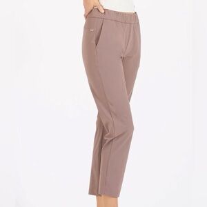 Vuori Miles Ankle Pants in Hazel